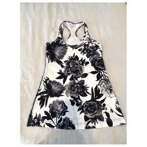 💖LULULEMON RACERBACK TANK RARE PRINT
